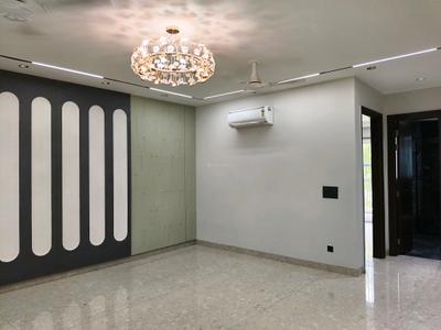 Living Room Image of 2160 Sq.ft 3 BHK Builder Floor for sale in South City Luxury Floors, Sector 49 Gurgaon for Rs. 30000000