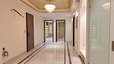 Living Room Image of 2200 Sq.ft 4 BHK Builder Floor for sale in Ansal Versalia, Sector 67 Gurgaon for Rs. 35000000