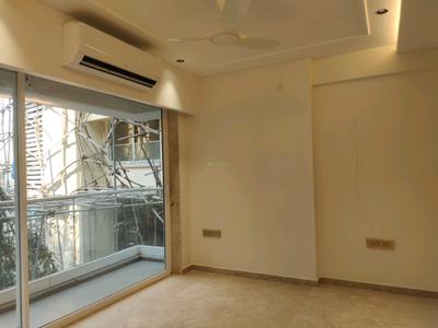 Bedroom Image of 1200 Sq.ft 3 BHK Apartment / Flat for sale in Vile Parle West Mumbai for Rs. 60000000