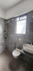 Bathroom Image of 882 Sq.ft 2 BHK Apartment / Flat for sale in Vile Parle East Mumbai for Rs. 26500000