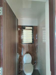 Bathroom Image of 700 Sq.ft 1 BHK Apartment / Flat for sale in Regency Sarvam Phase 10, Titwala Thane for Rs. 3500000