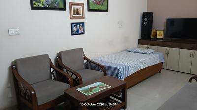 Hall Image of 900 Sq.ft 2 BHK Apartment / Flat for sale in Mayur Vihar Phase 3 New Delhi for Rs. 16900000