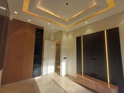 Bedroom Image of 1800 Sq.ft 4 BHK Builder Floor for sale in Ashok Vihar New Delhi for Rs. 45000000