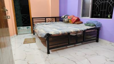 Bedroom Image of 500 Sq.ft 1 BHK Apartment / Flat for rent in Keshtopur Kolkata for Rs. 15000