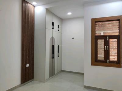 Bedroom Image of 1650 Sq.ft 3 BHK Apartment / Flat for sale in Lal Kuan Ghaziabad for Rs. 6565000