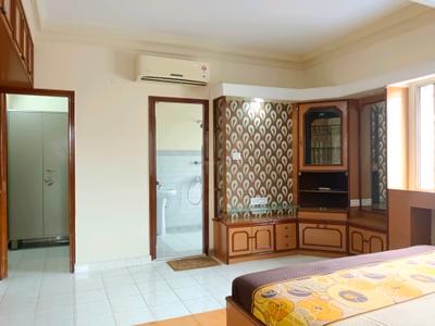 Bedroom Image of 2600 Sq.ft 4 BHK Apartment / Flat for sale in Behala Chowrasta Kolkata for Rs. 15000000