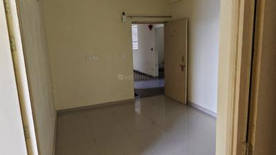 Living Room Image of 900 Sq.ft 2 BHK Apartment / Flat for rent in Pyramid Elite, Sector 86 Gurgaon for Rs. 19000