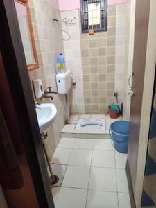 Bathroom Image of 700 Sq.ft 2 BHK Builder Floor for sale in Pratap Vihar Ghaziabad for Rs. 8000000