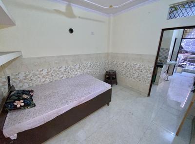1 RK Independent Builder Floor