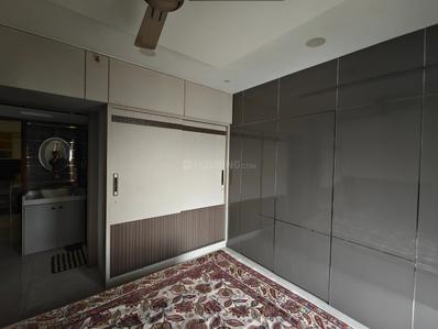 Bedroom Image of 1050 Sq.ft 3 BHK Apartment / Flat for rent in Noble Heights, Malad East Mumbai for Rs. 70000