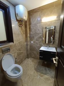 Bathroom Image of 2800 Sq.ft 4 BHK Builder Floor for rent in New Friends Colony New Delhi for Rs. 299000