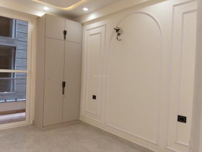 Bedroom Image of 2250 Sq.ft 4 BHK Builder Floor for sale in Emerald Crest 1, Sector 107 Noida for Rs. 13500000