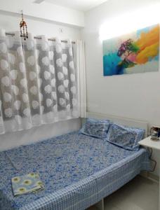 Bedroom Image of 745 Sq.ft 1.5 BHK Apartment / Flat for sale in Amanora Gold Towers, Hadapsar Pune for Rs. 9500000