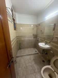 Bathroom Image of 1800 Sq.ft 3 BHK Apartment / Flat for rent in CGHS Royal Residency, Sector 9 Dwarka New Delhi for Rs. 52000