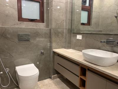 Bathroom Image of 2200 Sq.ft 3 BHK Builder Floor for rent in Sector 19 Dwarka New Delhi for Rs. 70000