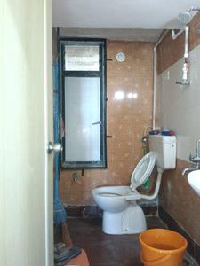 Common Bathroom Image of 850 Sq.ft 2 BHK Apartment / Flat for sale in Haware Citi, Kasarvadavali Thane for Rs. 6300000
