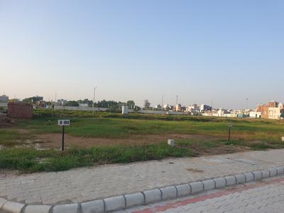 Image of 1350 Sq.ft Residential Plot / Land for sale in Wave Estate Group Housing 2 Phase 1, Sector 85, Mohali for Rs. 28500000