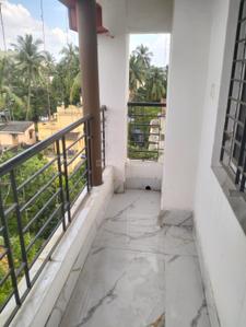 Balcony Image of 850 Sq.ft 2 BHK Apartment / Flat for sale in M R Shantiniketan Apartment, Konnagar Hooghly for Rs. 1800000