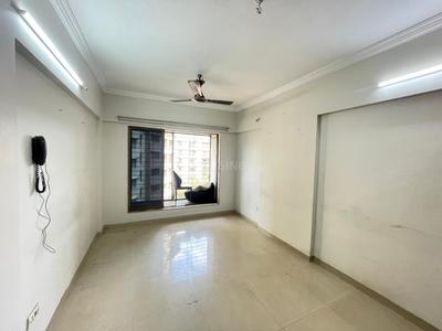 Hall Image of 950 Sq.ft 3 BHK Apartment / Flat for sale in Emerald, Santacruz East Mumbai for Rs. 31500000