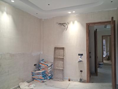 Bedroom Image of 1800 Sq.ft 3 BHK Builder Floor for sale in Paschim Vihar New Delhi for Rs. 38000000