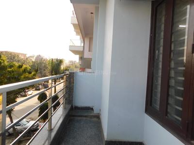 Balcony Image of Shiv niwas girls pg in Sector 44, Noida