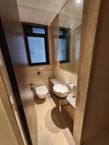 Image of 1350 Sq.ft 3 BHK Apartment / Flat for sale in Bandra West, Mumbai for Rs. 92000000