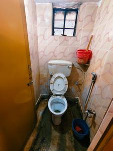 Bathroom Image of 710 Sq.ft 2 BHK Apartment / Flat for sale in Serampore Hooghly for Rs. 2500000