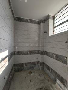 Bathroom Image of 800 Sq.ft 2 BHK Apartment / Flat for sale in Behala Chowrasta Kolkata for Rs. 3200000