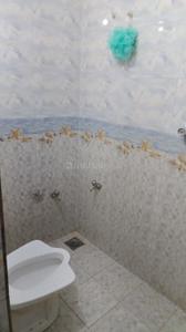 Bathroom Image of 1000 Sq.ft 2 BHK Apartment / Flat for rent in Thaltej Ahmedabad for Rs. 26000