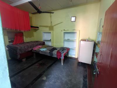 Bedroom Image of 650 Sq.ft 2 BHK Independent House for rent in Mashia Ganj Jhansi for Rs. 6500