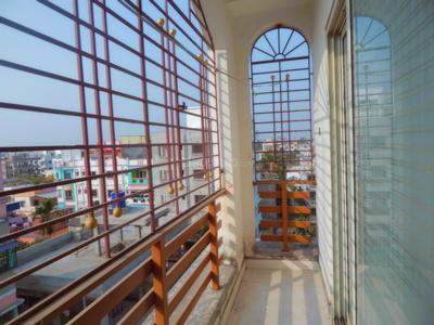 Balcony Image of 915 Sq.ft 2 BHK Apartment / Flat for sale in Dum Dum Cantonment Kolkata for Rs. 4300500
