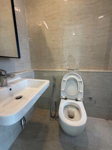 Image of 1200 Sq.ft 2 BHK Apartment / Flat for rent in Adani Ten BKC, Bandra East, Mumbai for Rs. 180000