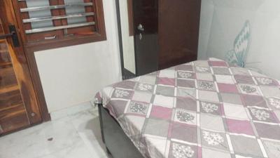 Bedroom Image of 550 Sq.ft 2 BHK Apartment / Flat for rent in Dwarka Mor New Delhi for Rs. 23000