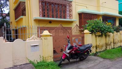 Building Image of 3200 Sq.ft 4 BHK Independent House for sale in New Garia Kolkata for Rs. 16000000