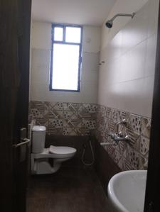 Bathroom Image of 2200 Sq.ft 3 BHK Duplex for rent in Fortune Landmark , Salaiya Bhopal for Rs. 18000