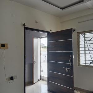 Bedroom Image of 750 Sq.ft 2 BHK Apartment / Flat for rent in Lokmanya Nagar Indore for Rs. 15000