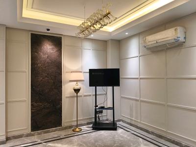 Living Room Image of 2250 Sq.ft 3 BHK Builder Floor for sale in Uppal Southend, Sector 49 Gurgaon for Rs. 31000000