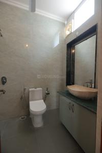 Image of 13500 Sq.ft 10 BHK Independent House for rent in New Friends Colony, New Delhi for Rs. 800000