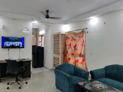 Living Room Image of 1050 Sq.ft 2.5 BHK Apartment / Flat for rent in UPAVP Ganga Yamuna And Hindon Enclave, Siddharth Vihar Ghaziabad for Rs. 28000