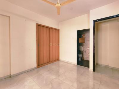 Bedroom Image of 850 Sq.ft 2 BHK Apartment / Flat for sale in Thane West Thane for Rs. 16000000