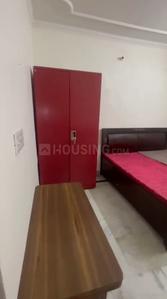Bedroom Image of 460 Sq.ft 1 BHK Builder Floor for rent in Mayur Vihar Phase 1 New Delhi for Rs. 18000