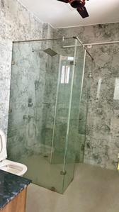 Bathroom Image of 4000 Sq.ft 3 BHK Builder Floor for rent in Sector 31 Noida for Rs. 85000