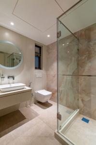 Bathroom Image of 3200 Sq.ft 3.5 BHK Apartment / Flat for sale in 5 Star Royal Grandeur, Bopodi Pune for Rs. 50000000