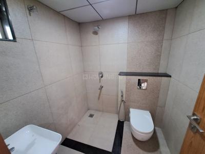 Bathroom Image of 1573 Sq.ft 3 BHK Apartment / Flat for sale in Vyttila Kochi for Rs. 15700000