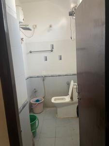 Bathroom Image of 1140 Sq.ft 2 BHK Apartment / Flat for sale in Rasoolpura Hyderabad for Rs. 7500000