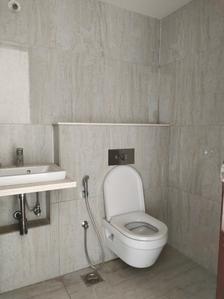 Common Bathroom Image of 1400 Sq.ft 3 BHK Apartment / Flat for sale in Runwal Elegante, Andheri West Mumbai for Rs. 52500000