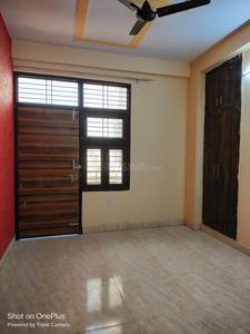 Bedroom Image of 990 Sq.ft 3 BHK Builder Floor for sale in Vishnu Garden New Delhi for Rs. 4500000