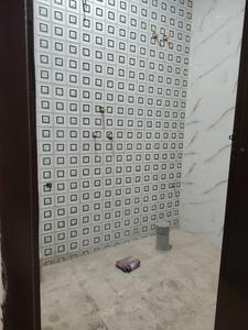 Common Bathroom Image of 650 Sq.ft 2 BHK Apartment / Flat for sale in Khanpur New Delhi for Rs. 3000000