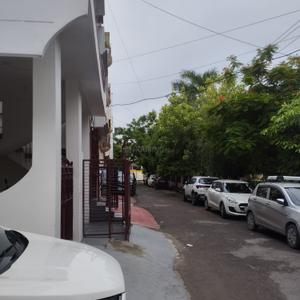 Image of 3500 Sq.ft 7 BHK Villa for sale in LDA Colony, Lucknow for Rs. 30000000