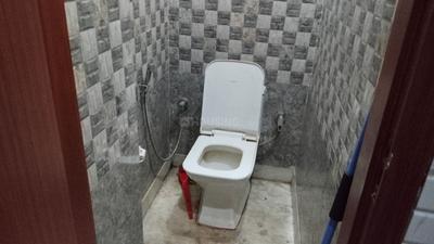 Bathroom Image of 700 Sq.ft 1.5 BHK Independent House for rent in Beta I Greater Noida for Rs. 20500